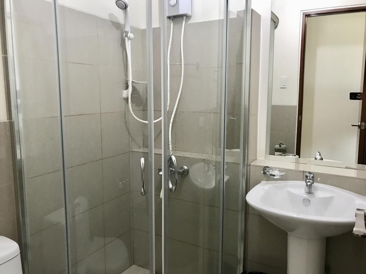 The Beacon Serviced Residences Makati City Bagian luar foto
